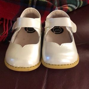 Livie & Luca Astrid Mary Janes size 5